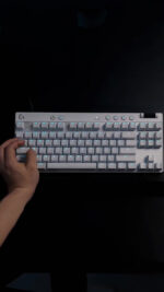 Teclado Gamer Sem Fio Logitech G PRO X TKL - Branco - Imagem 2