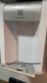 Purificador Electrolux Eletrônico Compacto Efficient Painel Digital Bivolt Branco PE11B Bivolt - Imagem 2