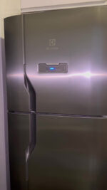 Geladeira Electrolux Frost Free 371L Turbo Congelamento Duplex Cor Inox DFX41 127v - Imagem 2