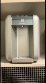 Purificador Electrolux Eletrônico Compacto Efficient Painel Digital Bivolt Branco PE11B Bivolt - Imagem 8